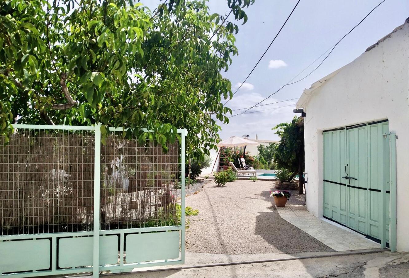 فيلا Casa El Chorreador Barranda المظهر الخارجي الصورة